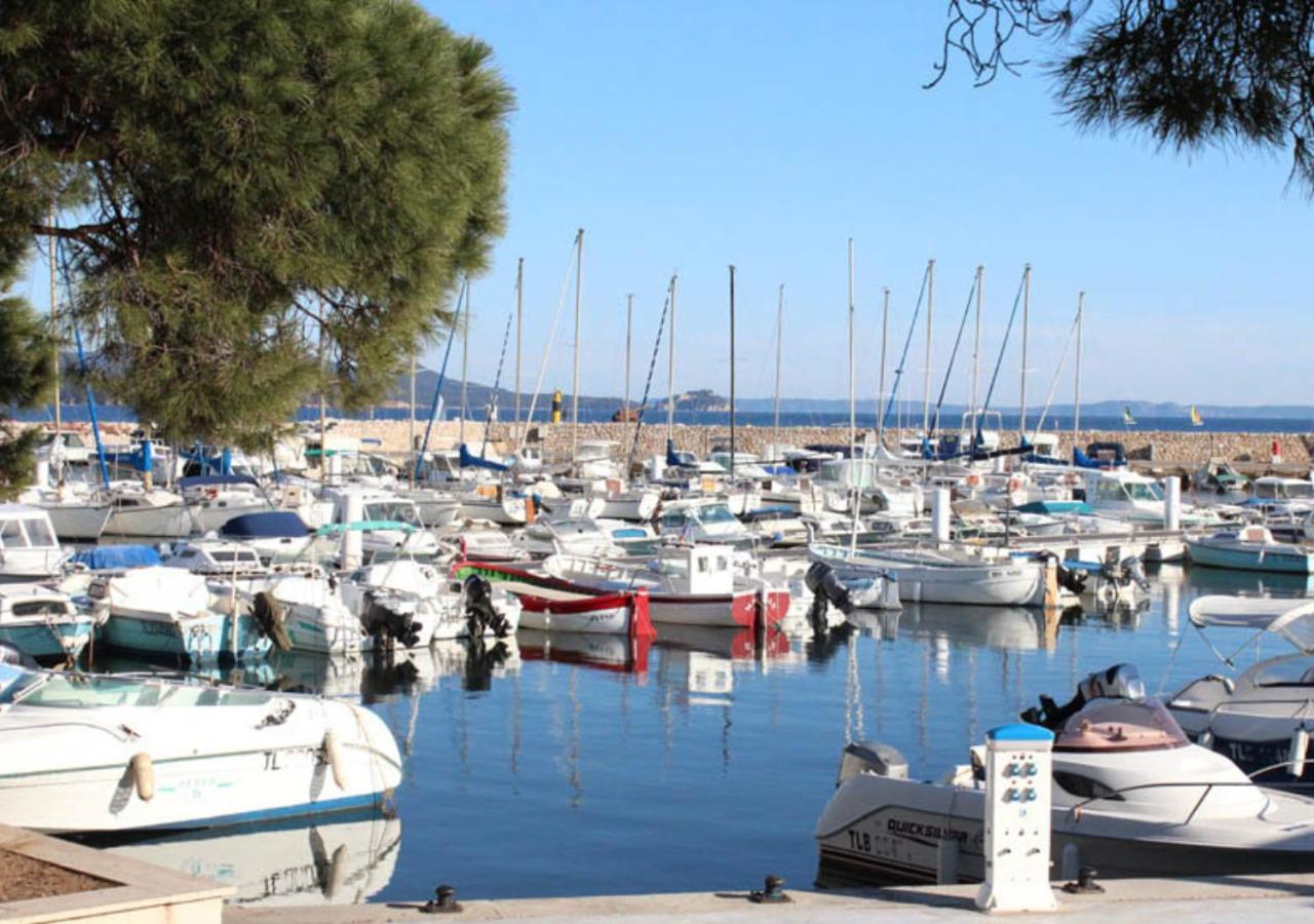Mazet - A 300M De La Plage / Terrasse / Wifi / La Conciergerie Varoise La Londe-les-Maures Exterior foto